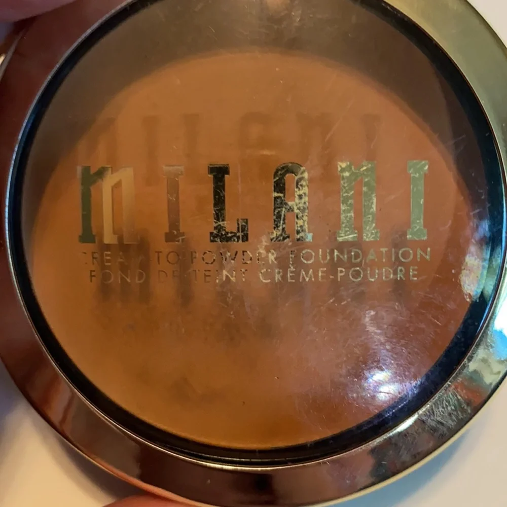 Milani Makeup Bundle Eyeshadow Lipgloss Foundation + Concealer New - Picture 2 of 12